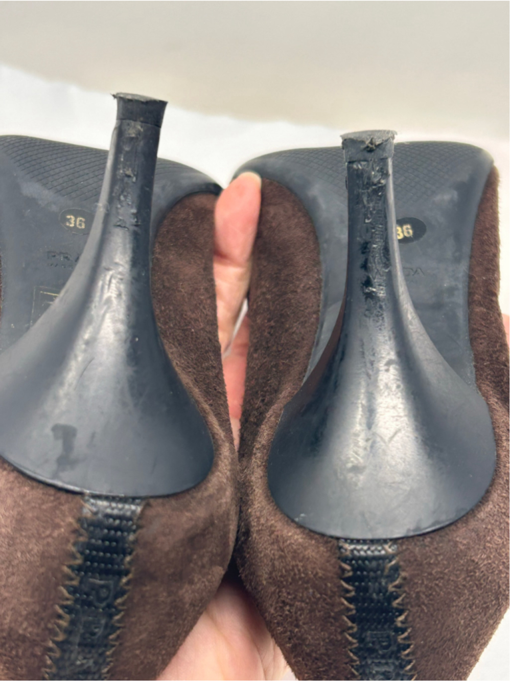 Prada Vintage Brown Suede Black Patent Cap Toe Pumps Size 36 - Picture 9 of 9